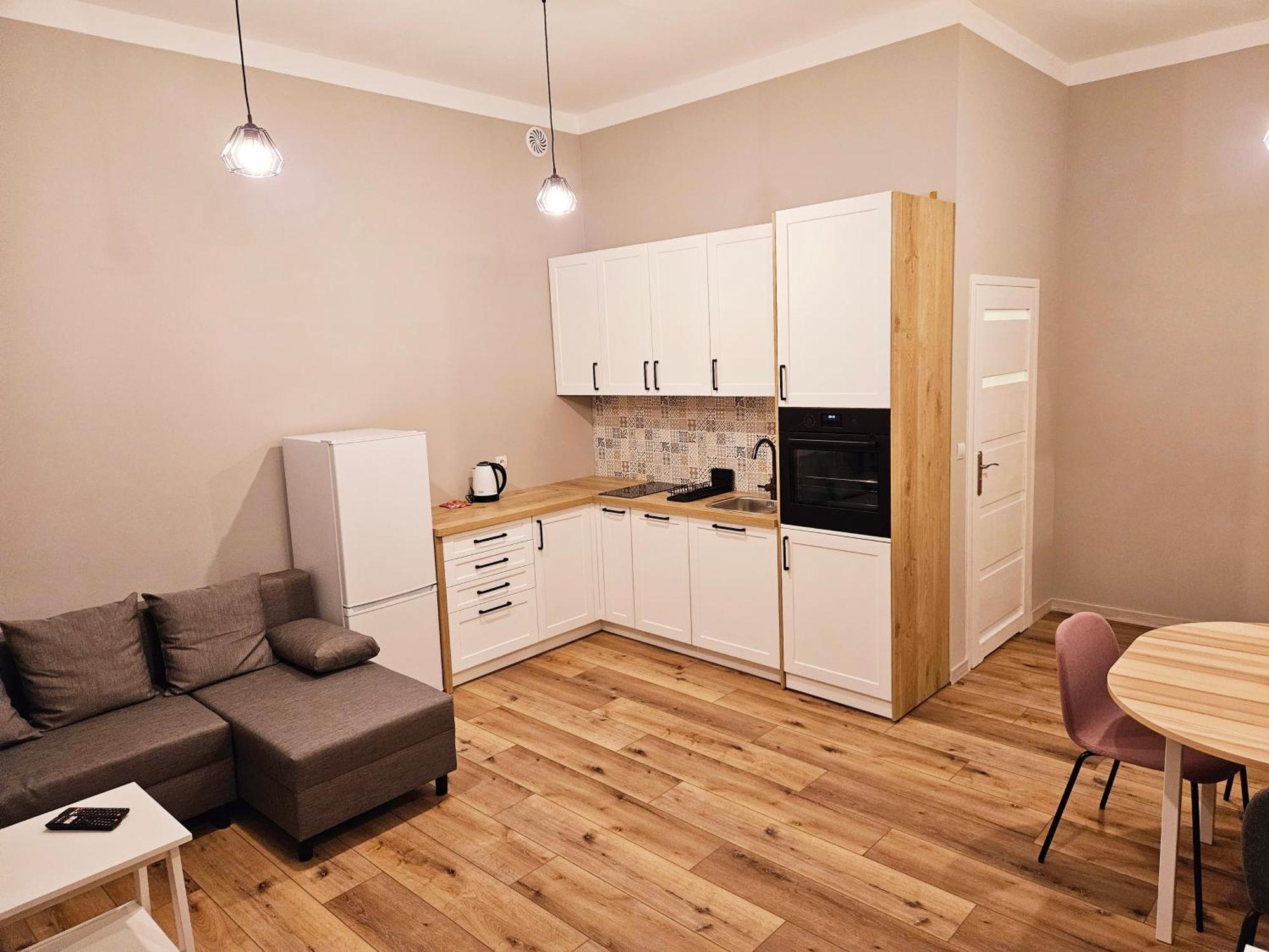 Apartamento Justinrent 3 Legnica Exterior foto